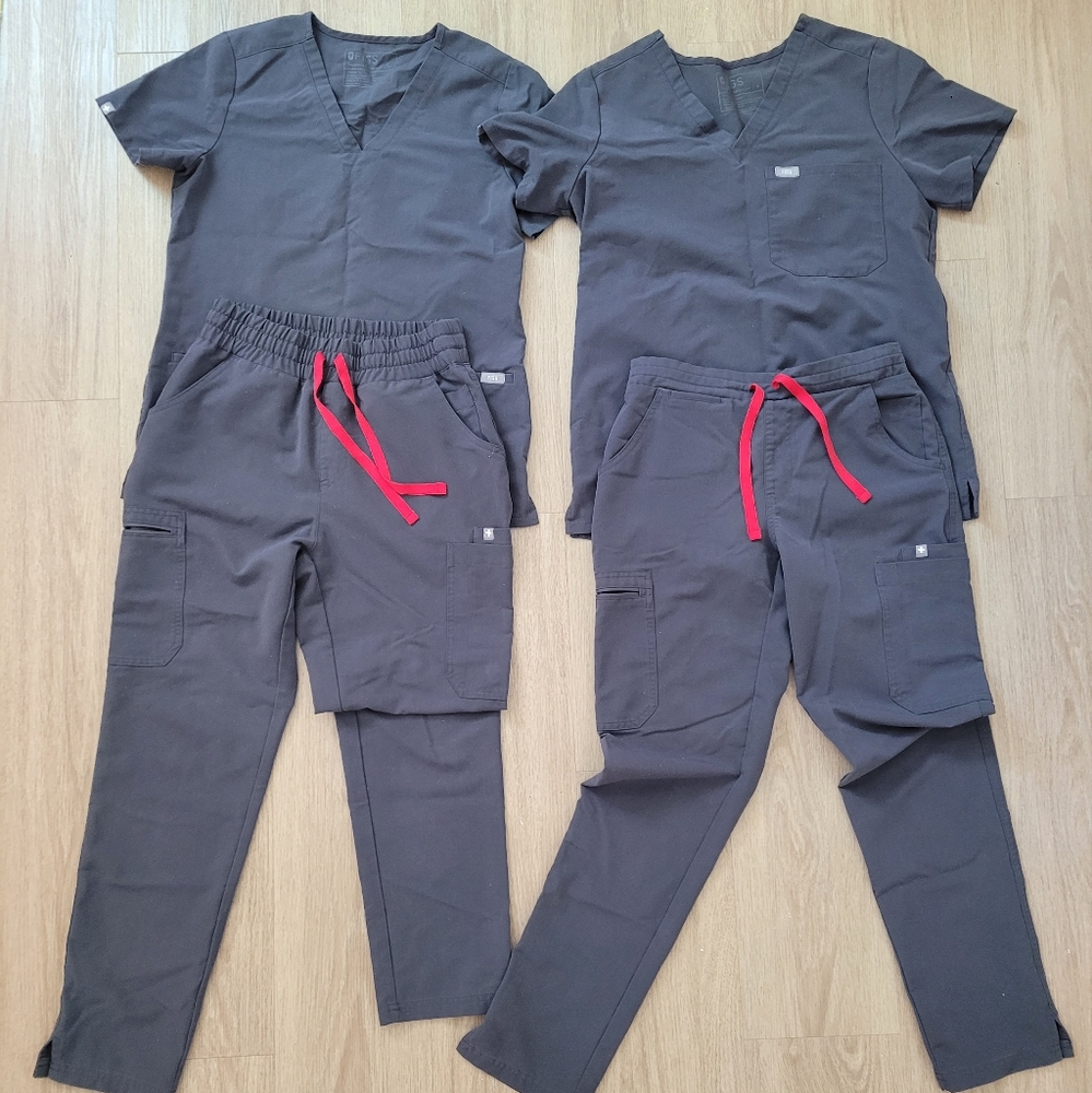 FIGS XS Petite Set ×4